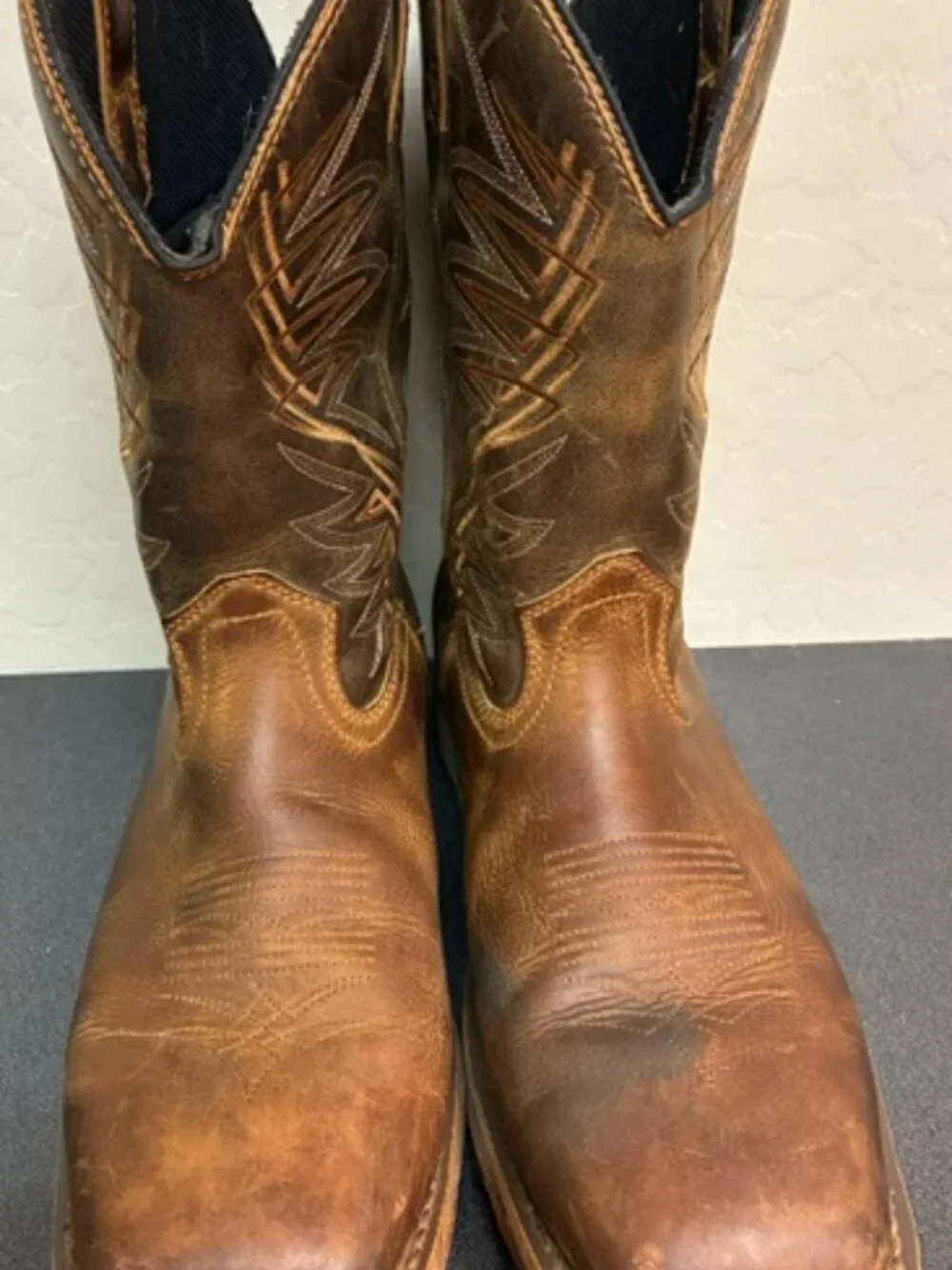 Irish Setter Boots by Red Wing 83923 Size 10.5 Mens Square Toe Cowboy Western